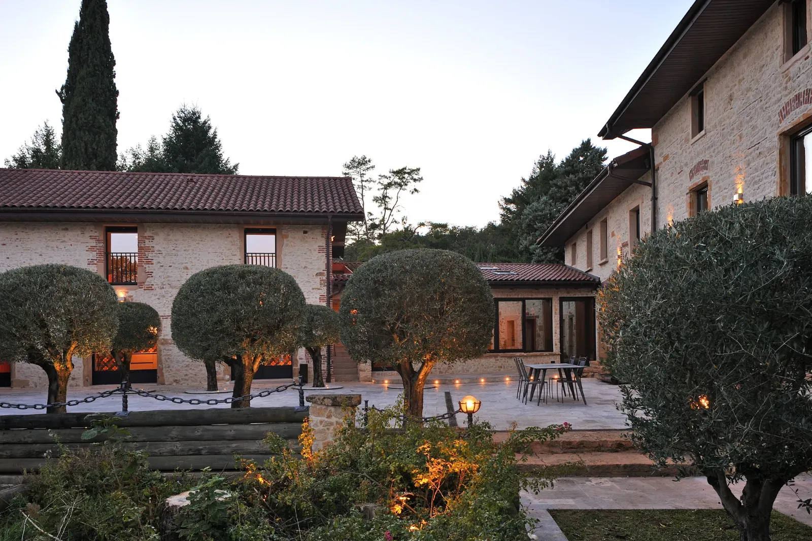 Exceptional villa in the heart of the Beaujolais region