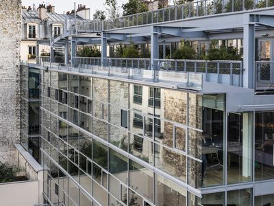 5-star hotel in the heart of Les Batignolles