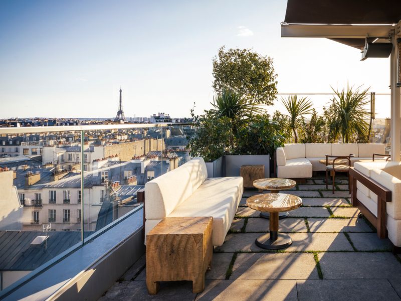 5-star hotel in the heart of Les Batignolles