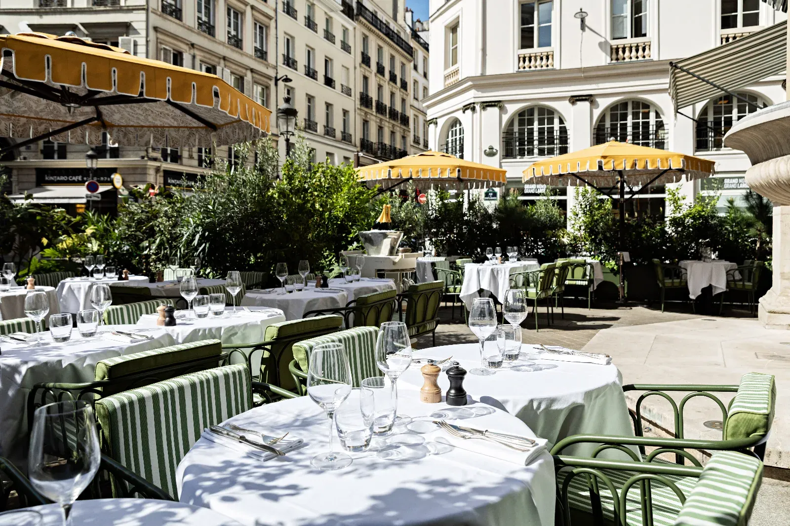 Iconic Parisian restaurant in the Opéra district