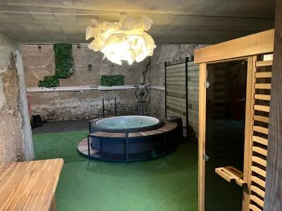 Charming residence with accommodation and wellness area