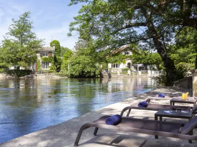 Provence Event Venue: Seminar Rooms & Poolside Gatherings