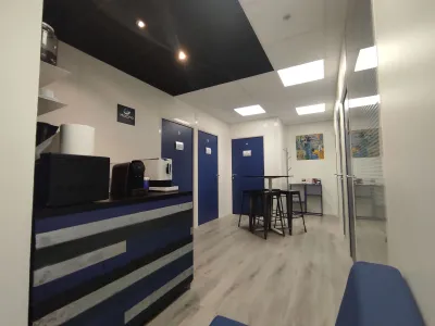 Fully equipped meeting room.