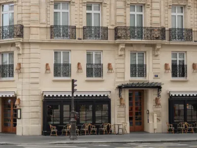 Intimate hotel bar, between French Art Deco and Japan