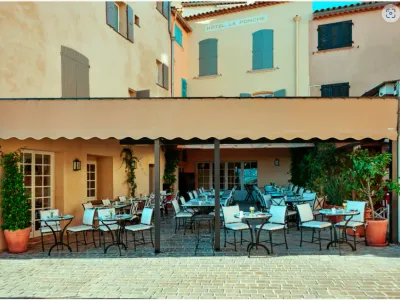 Authentique terrasse ensoleillée