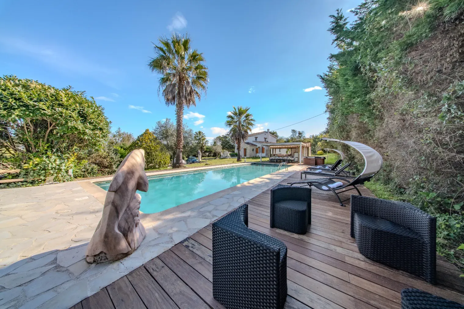 Exceptional Villa with Pool & Guest House in Mouans-Sartoux