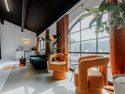 Photo & video studio with cyclorama - Marché du Lez, Montpellier