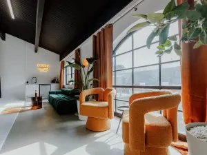 Photo & video studio with cyclorama - Marché du Lez, Montpellier