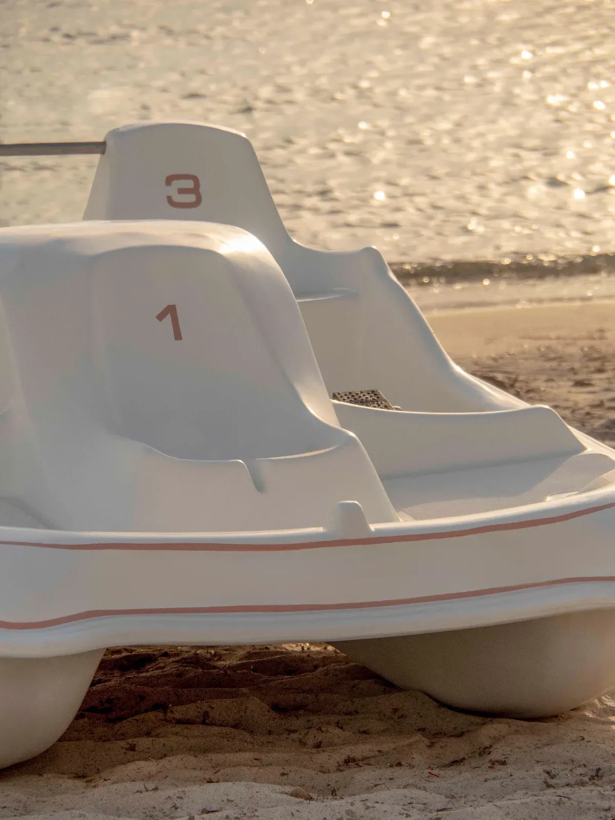 Private beach and restaurant terrace - Between fine sand and sunny terrace