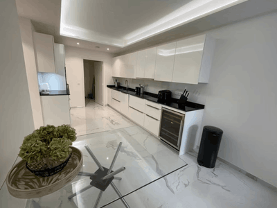 3 bedrooms apartment with terrace ideal for side events to congresses