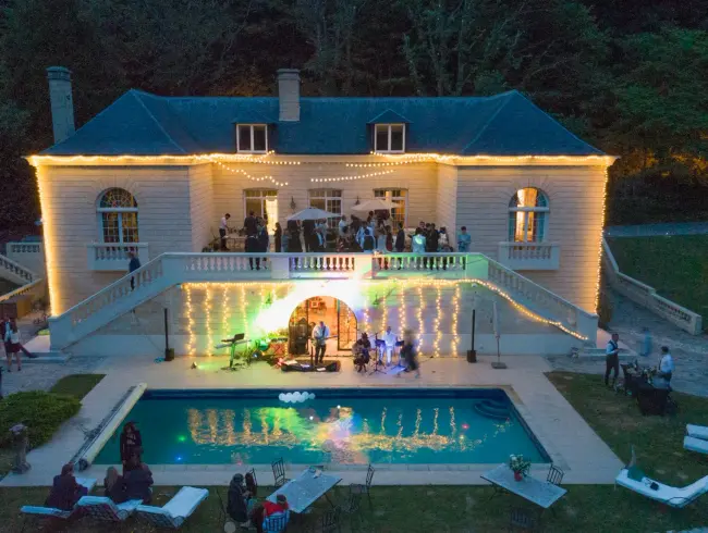 Villa de Luxe avec Piscine pour Événements | Buc, France