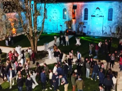 Historic monument set in 8 hectares of parkland in the heart of the Champagne vineyards and the Marne valley