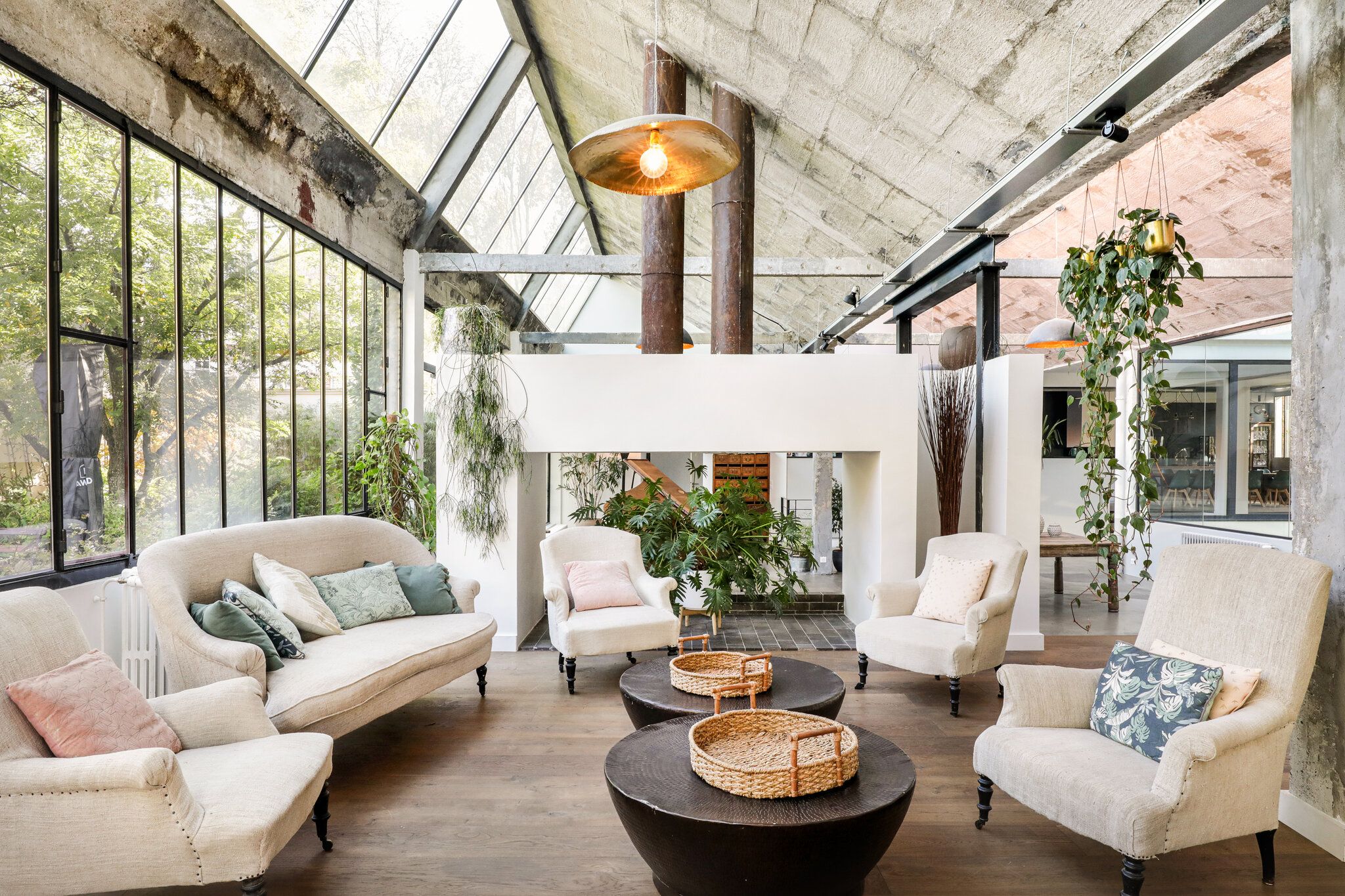Loft industriel chic près de Paris pour événements et productions