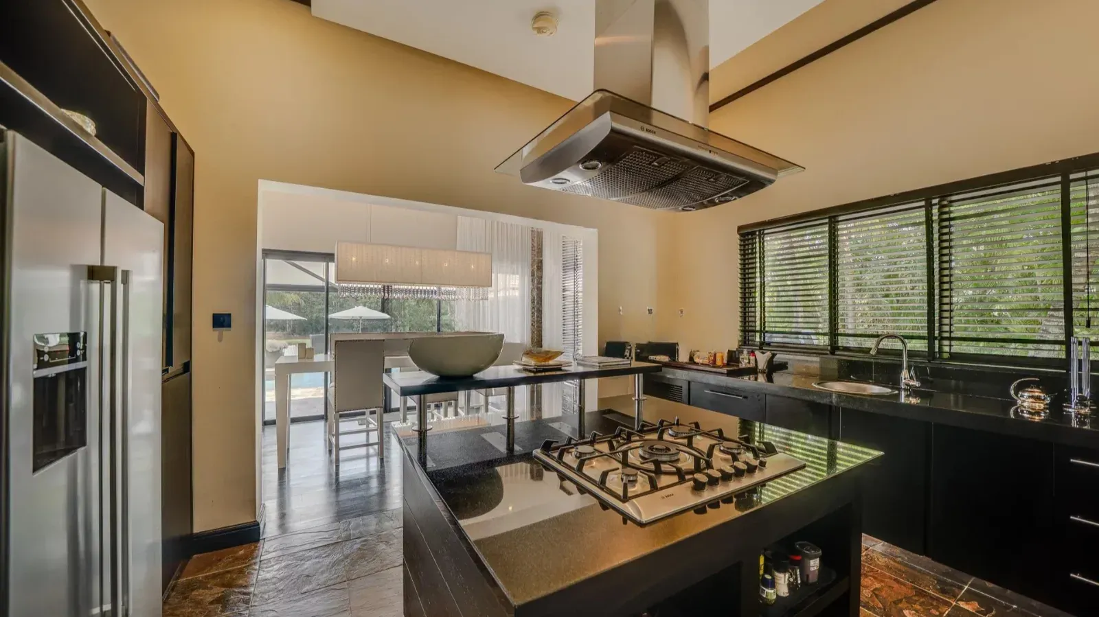 Luxury 5-Suite Villa with Sea View & Private Pool in Beau Champ