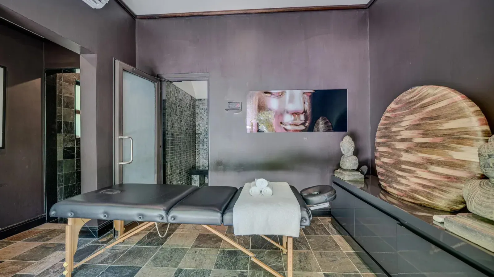 Luxury 5-Suite Villa with Sea View & Private Pool in Beau Champ