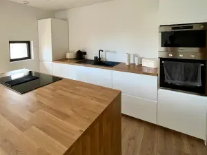 Luxury Renovated House in Toulouse with Private Garden & Petanque