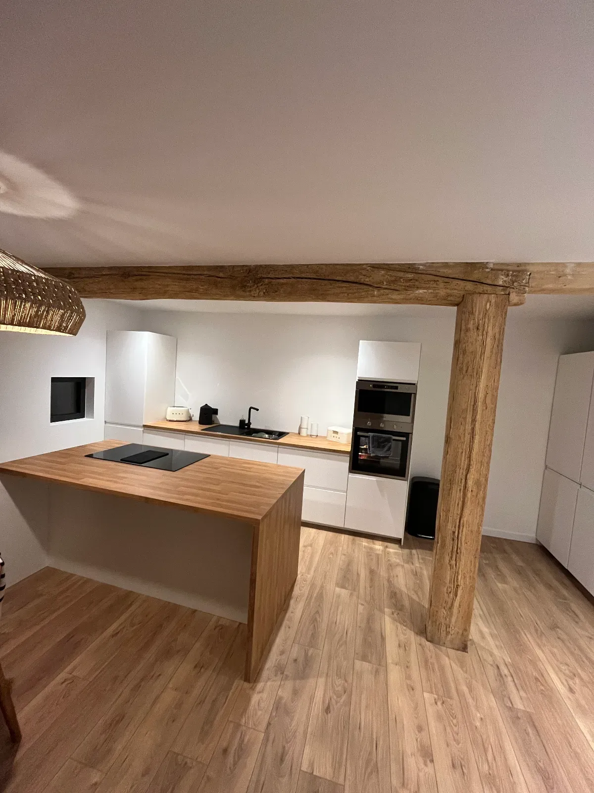 Luxury Renovated House in Toulouse with Private Garden & Petanque
