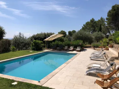 Private Pool & Event Space in Draguignan Ideal for Day Seminars & Parties