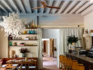 Seasonal Dining in Barbizon | Artful Cuisine & Natural Light