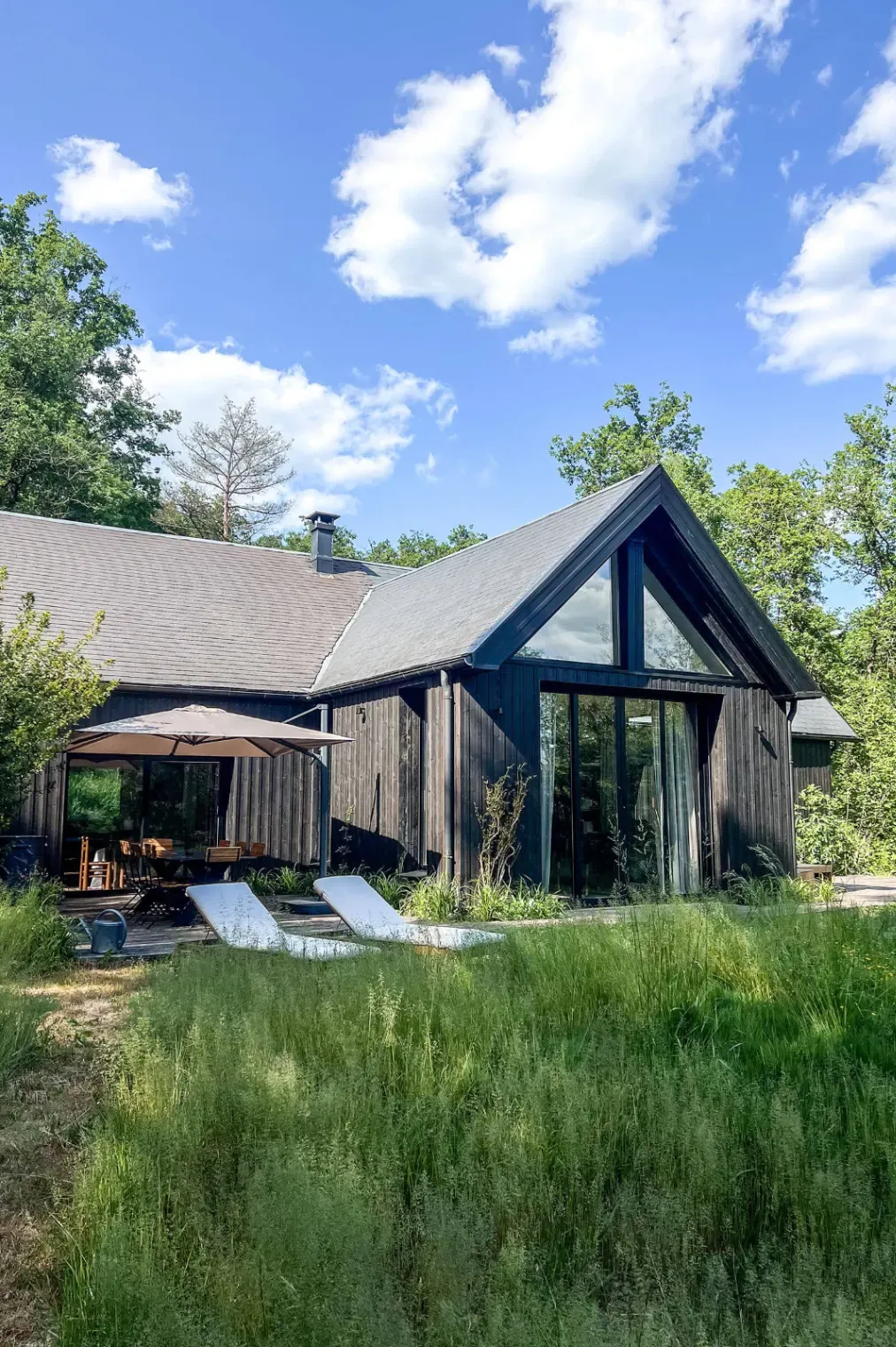 House in the forest of Fontainebleau for Comex and management seminars