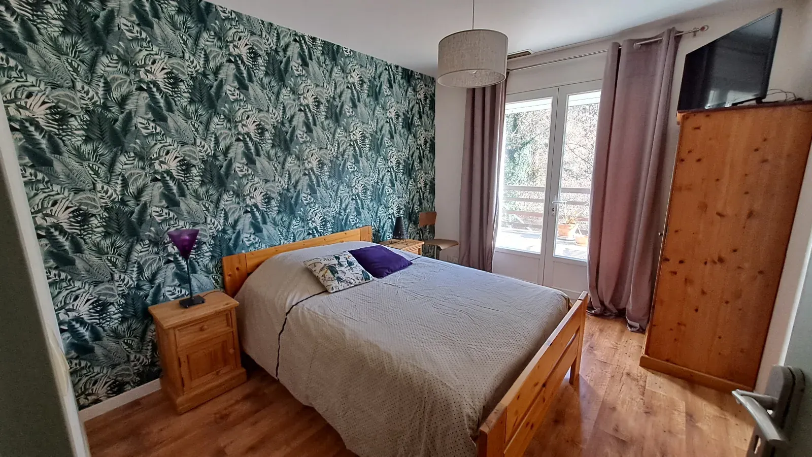 Charming Villa in Cévennes with Mountain Views & River Access