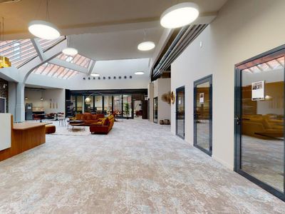 300 m² Glass Roof Event Space in Nice | Natural Light & High Ceiling