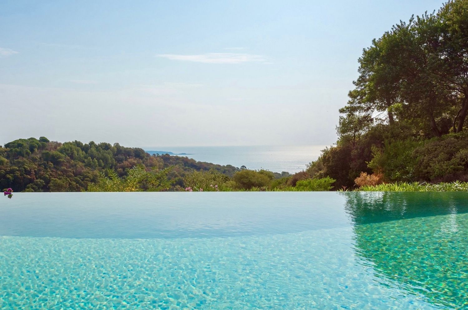 Villa d'exception dans les collines