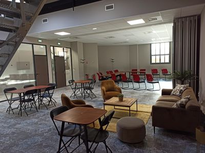 100 m² Event Room in Nice | High-Speed WiFi & Modern Facilities