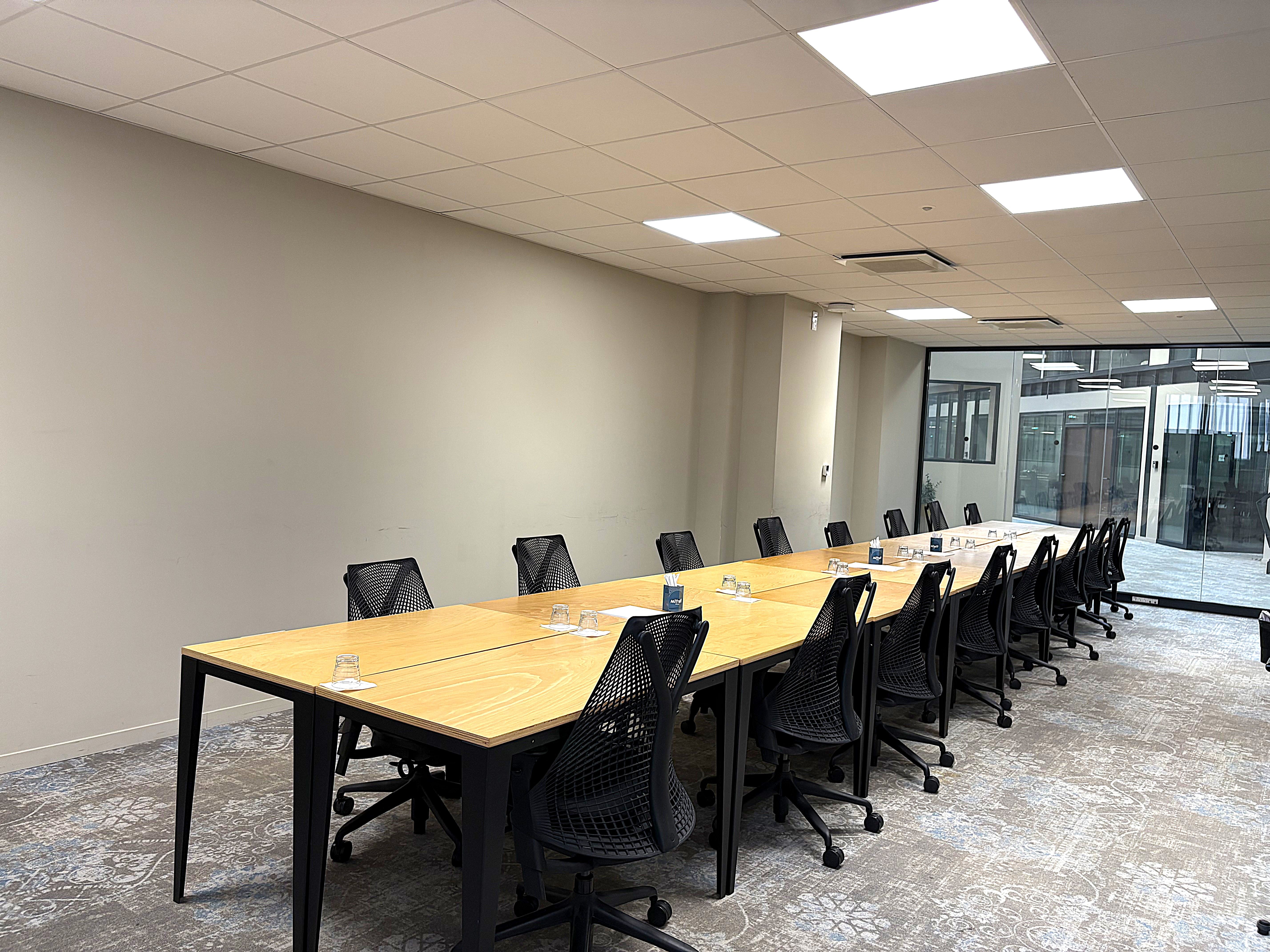 Salle d'événements de 46 m² à Nice | Idéale pour Ateliers & Conférences