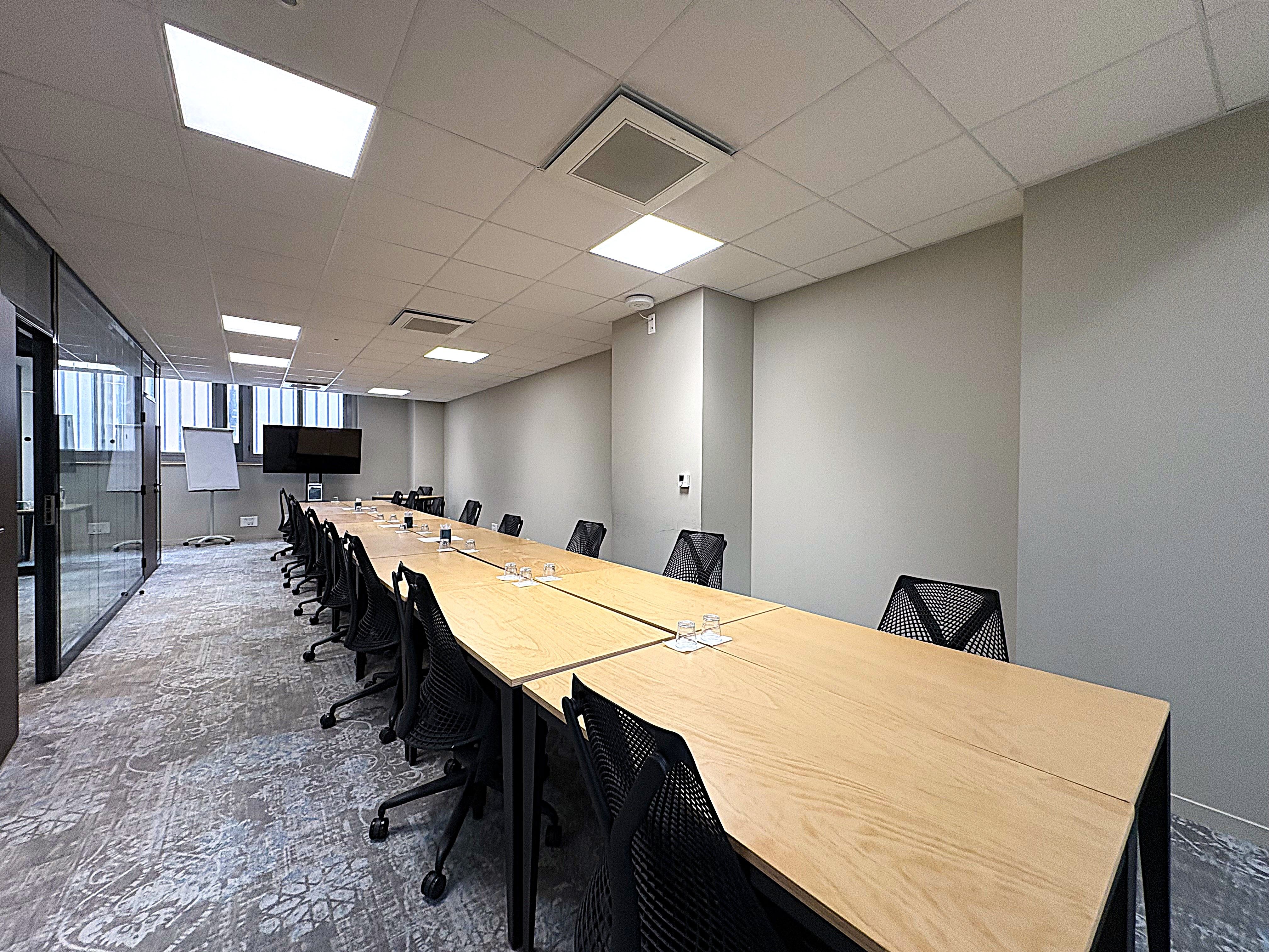 Salle d'événements de 46 m² à Nice | Idéale pour Ateliers & Conférences
