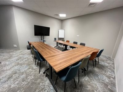 Bright & Confidential Meeting Room in Nice