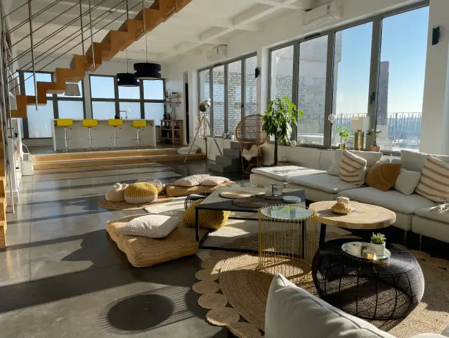 Loft Moderne avec Terrasse Panoramique | Lieu d'événement à Roubaix