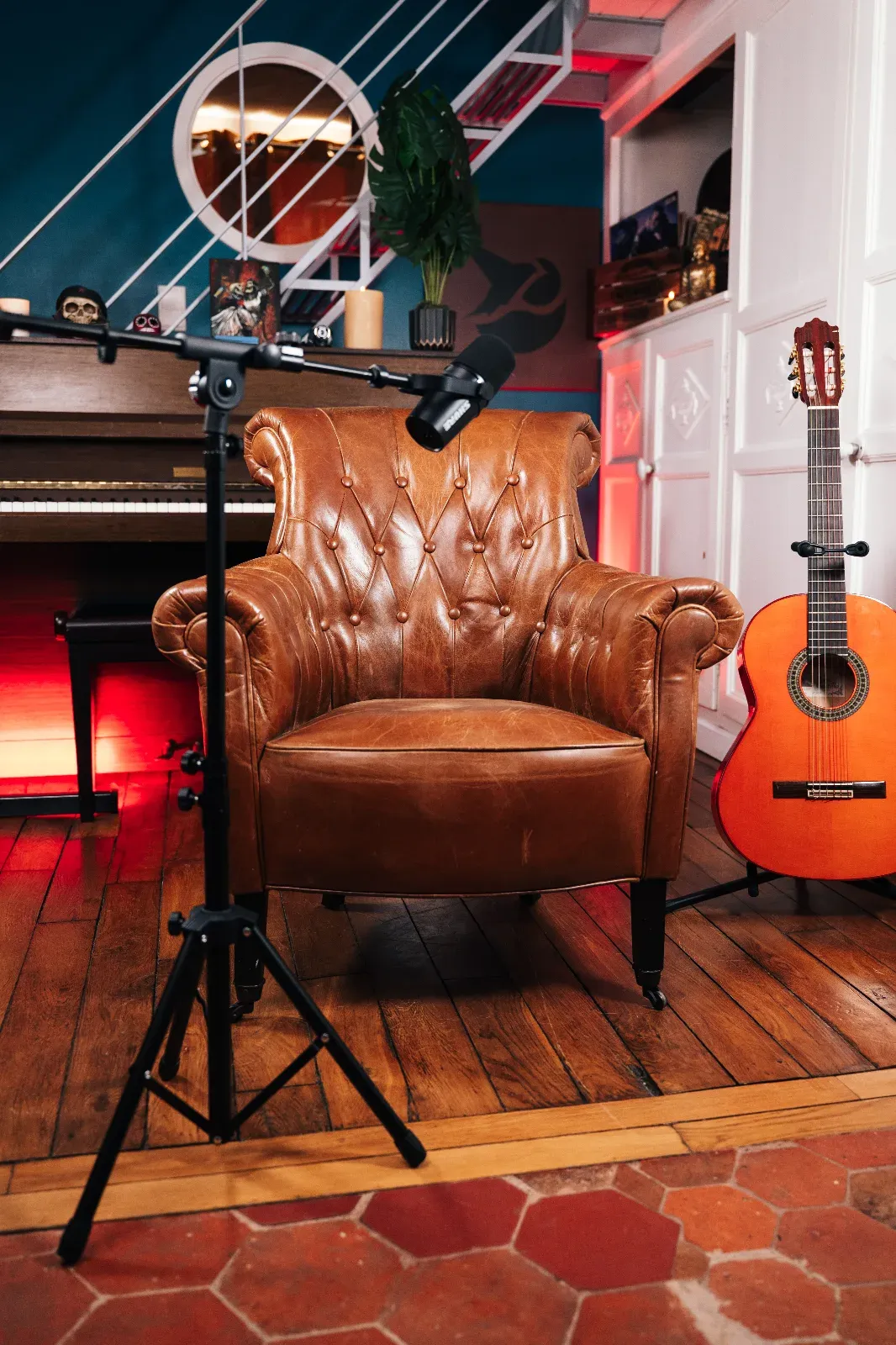 Creative Studio Near Paris for Photos, Podcasts & Music Production