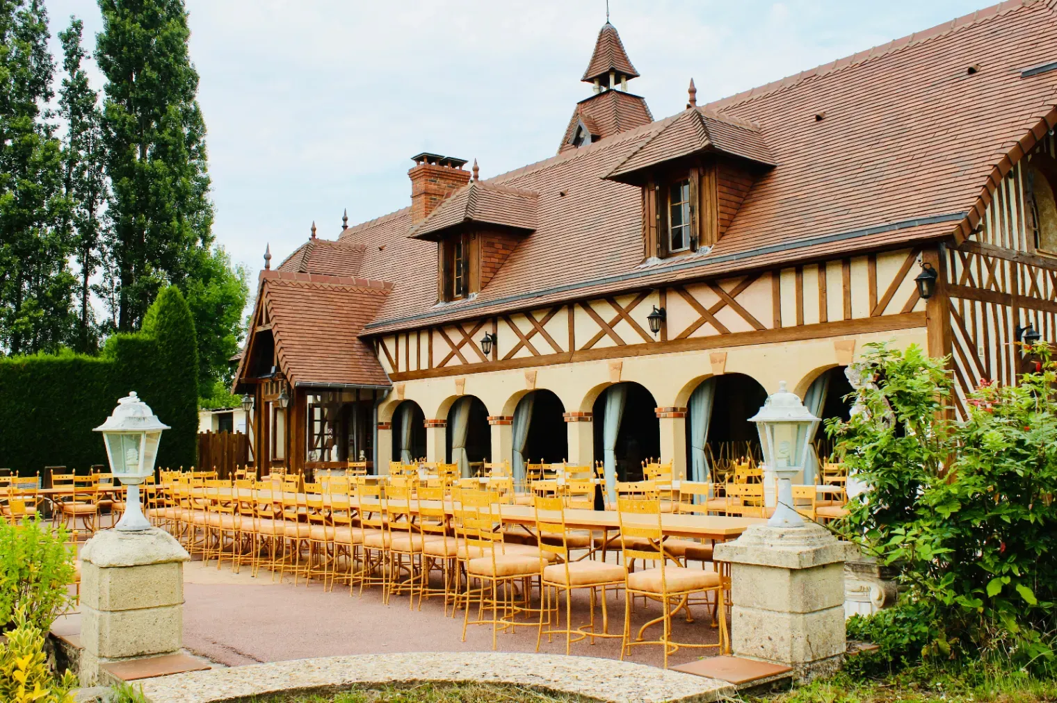 Elegant Normandy Estate for Events & Retreats Near Honfleur