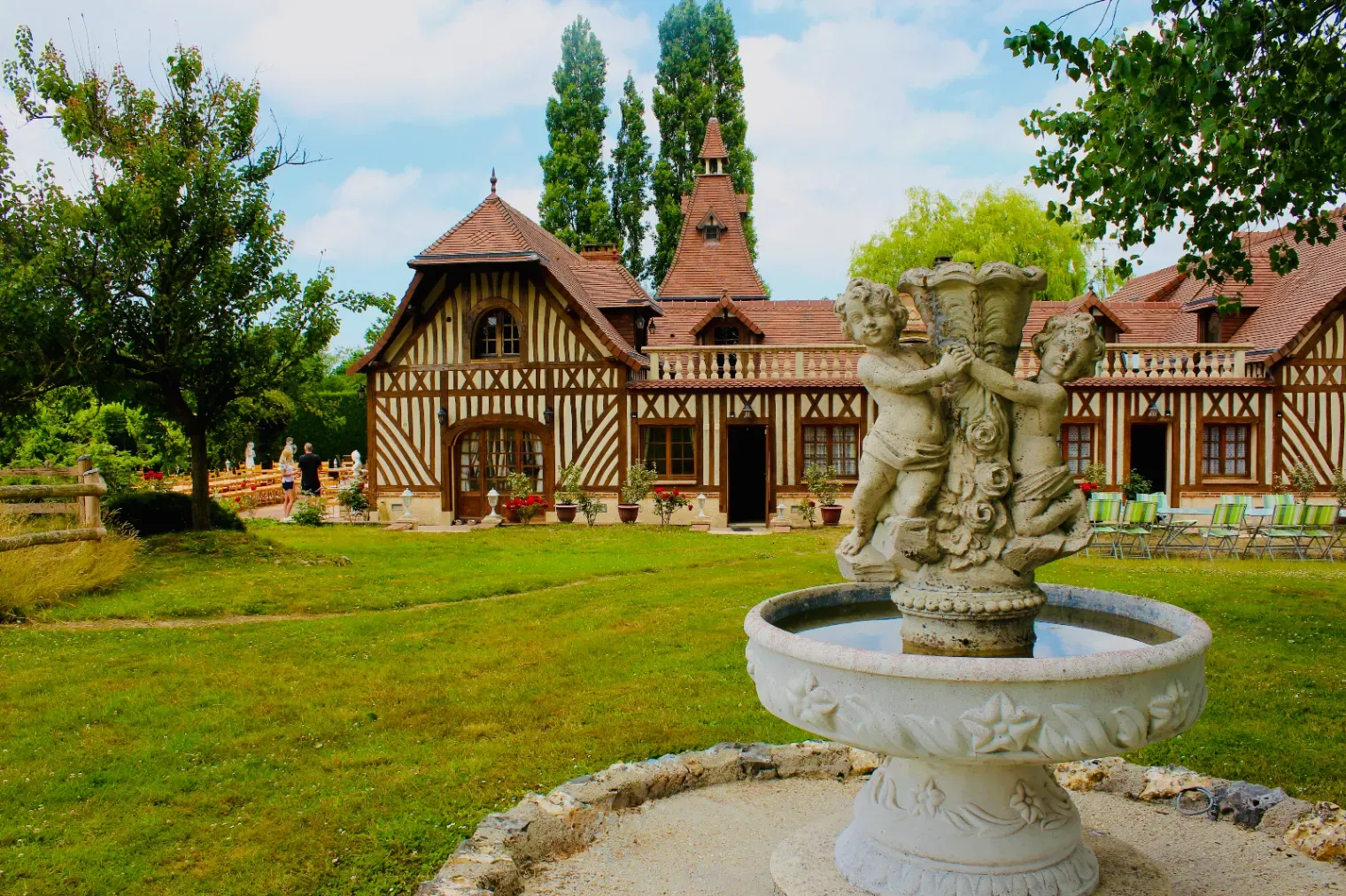 Elegant Normandy Estate for Events & Retreats Near Honfleur