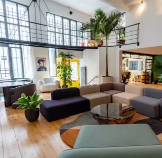 Loft Industriel près du Canal Saint-Martin | Espace Événementiel à Paris