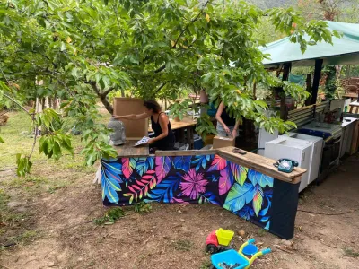 Nature Retreat Venue in Estoher with Mountain Views and Event Spaces