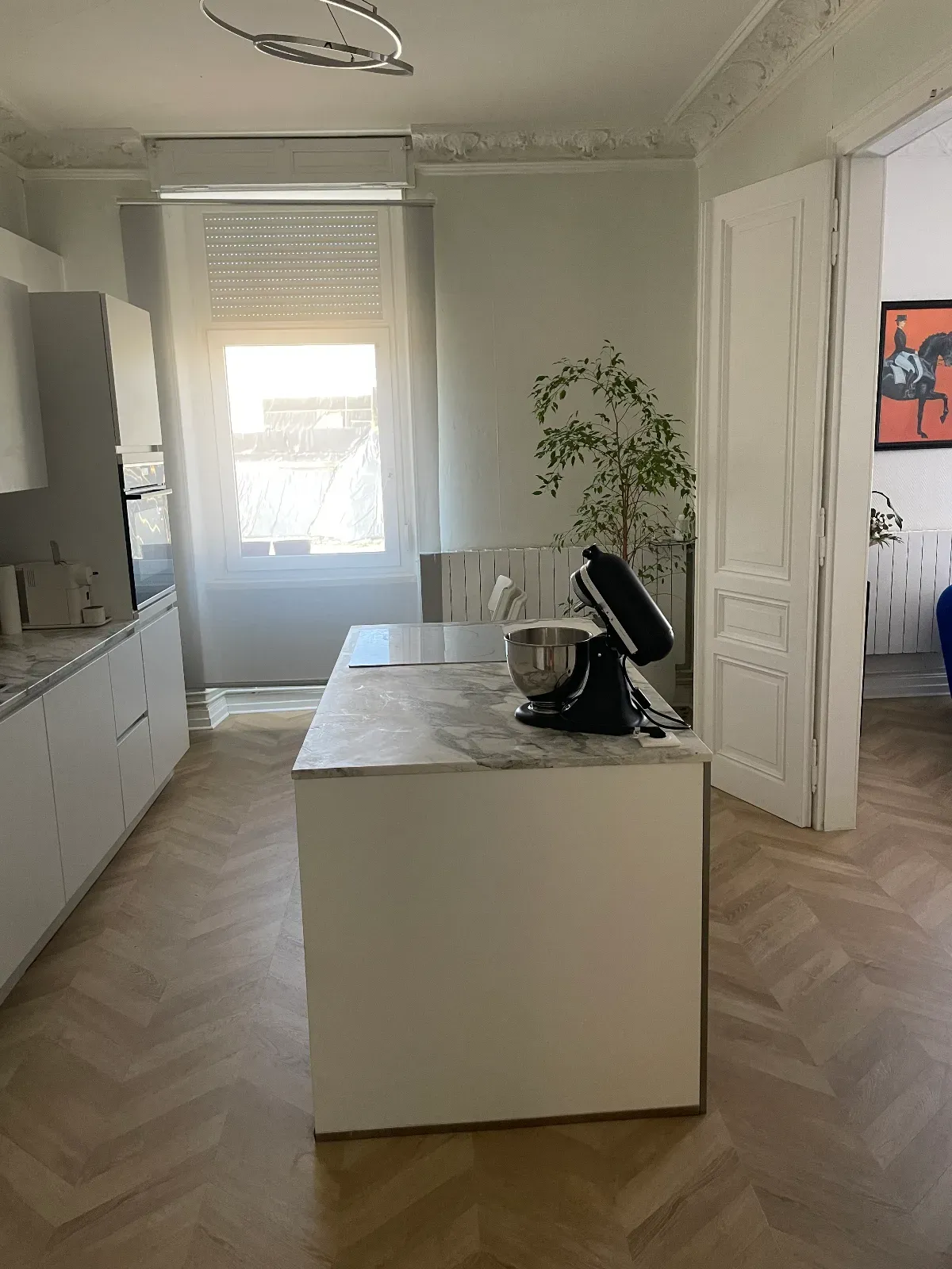 Elegant Haussmann-Style Flat for Events in Vitry-sur-Orne