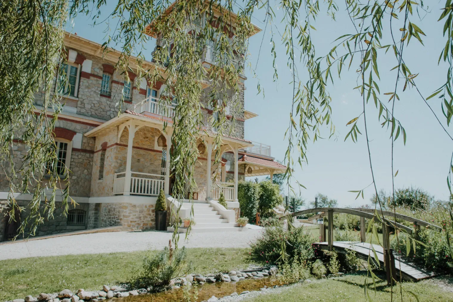 Eco-Friendly Villa Retreat for Intimate Events & Team Building in Lanton