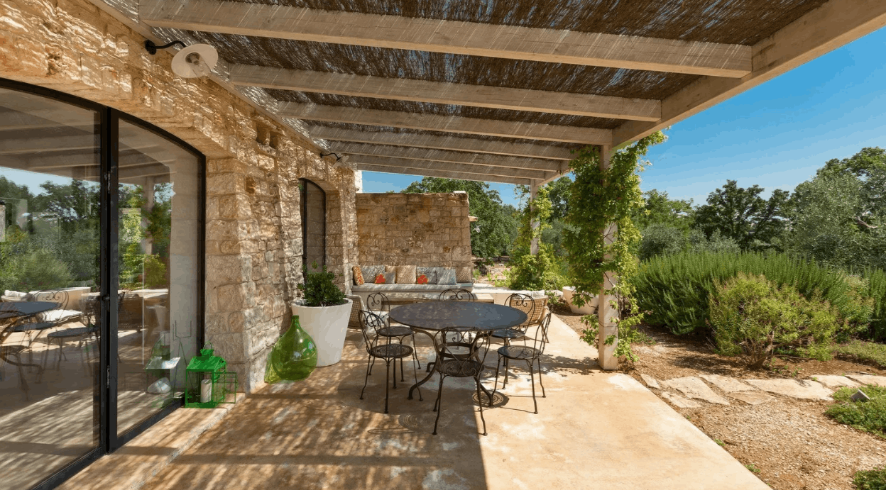 Villa with Panoramic Views in Ostuni for Corporate Events & Weddings