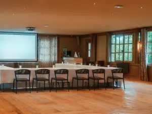 Salle de réunion de 200m² pour événements | Domaine en Savoie