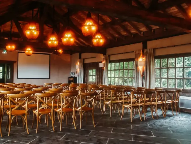 Salle de séminaire de 120m² en Savoie | Événements pour 100 personnes