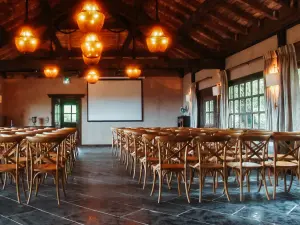 Salle de séminaire de 120m² en Savoie | Événements pour 100 personnes