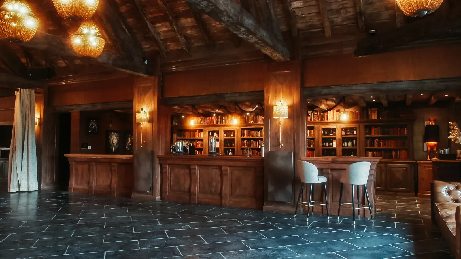 Versatile Event Space with Mountain Views in Montagnole