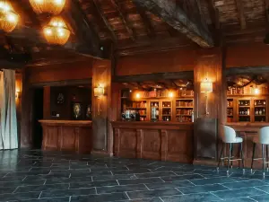 Versatile Event Space with Mountain Views in Montagnole