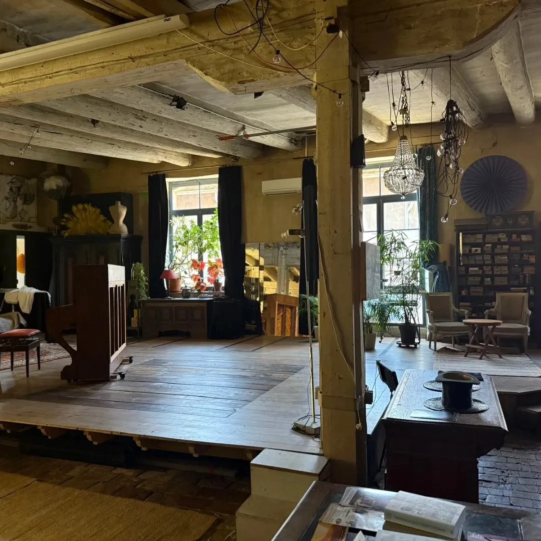 Atelier d'artiste de 260 m² à Marseille pour événements jusqu'à 80 personnes