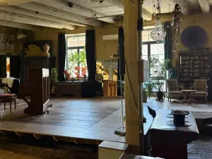 Atelier d'artiste de 260 m² à Marseille pour événements jusqu'à 80 personnes