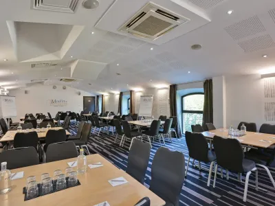 Bright 90m² Event Space in Mallemort for Seminars & Corporate Events