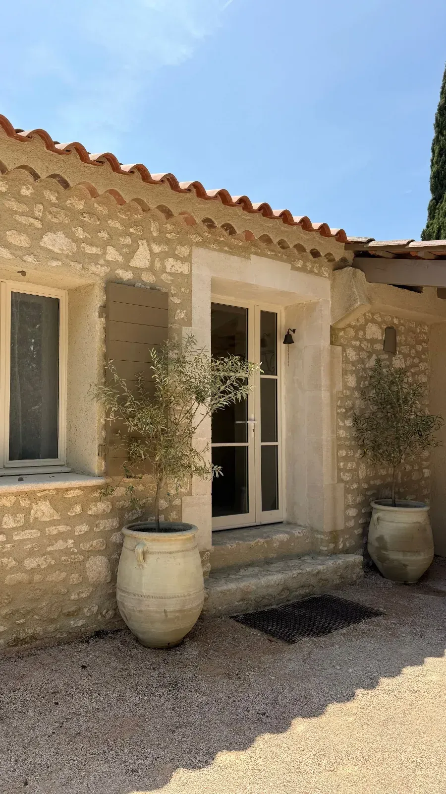 Confidential Provençal farmhouse *** in the heart of the Alpilles