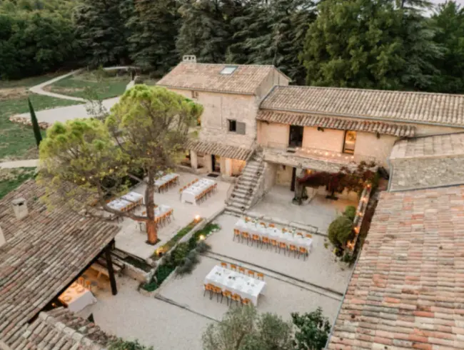 Domaine de luxe respectueux de l'environnement en Provence | Lieu pour événements et retraites